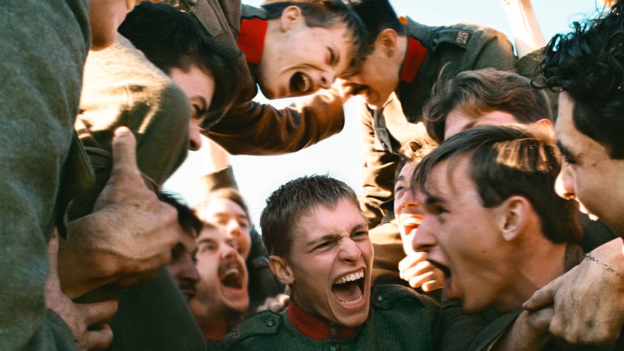 Portada de En el día queer de Cannes, también Lukas Dhont anima a la crítica con "Coward"